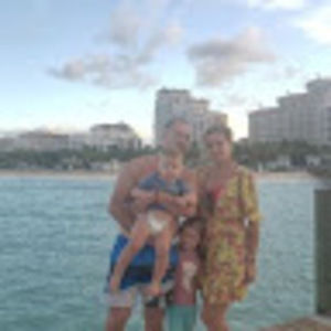 Meet your Posher, Adi